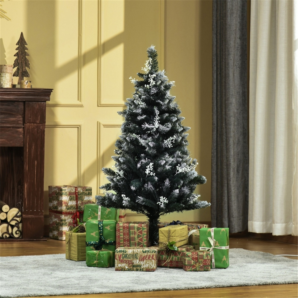 4 ft Christmas tree