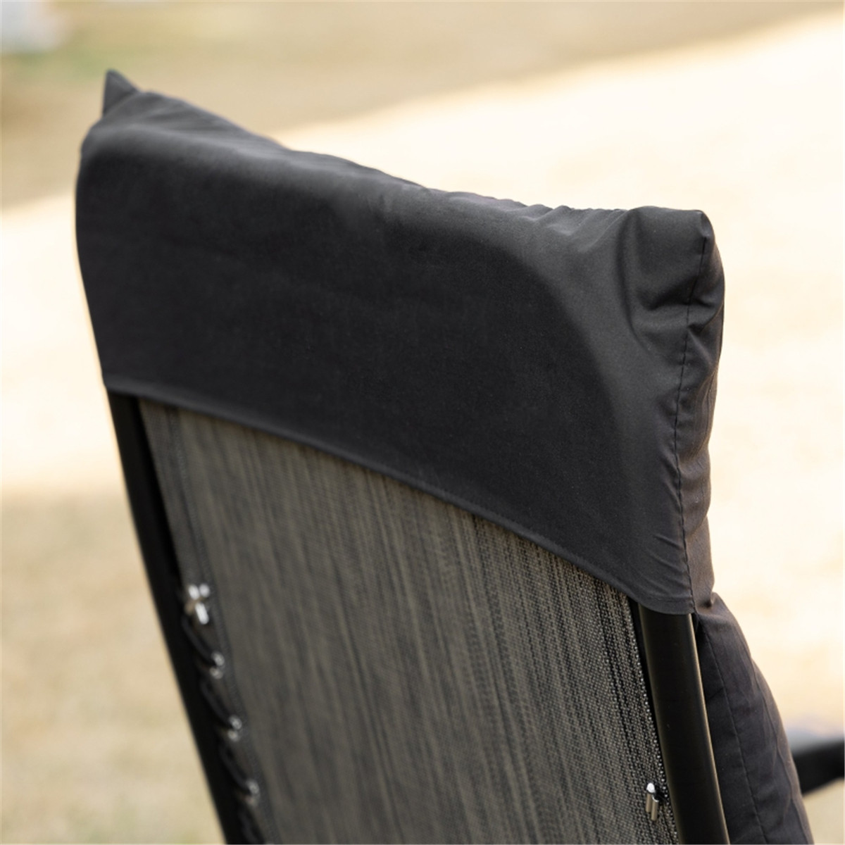 Folding Lounge Chairs / Beach Chair